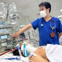 Mắc cúm A, người đàn ông 58 tuổi nguy kịch, phải đặt ECMO