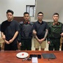 Liều lĩnh mang ma túy lên xe ô tô để sử dụng
