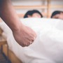 Bị chồng bắt quả tang ngoại tình trong nhà nghỉ với đồng nghiệp 5 tiếng, vợ tuyên bố một câu gây choáng