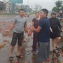 Hậu cảnh tượng xúc động sau vụ tai nạn: Tài xế xe chở dưa hấu đã tử vong