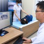 Bé 15 tuổi nhập viện vì rối loạn tiền đình từ một sai lầm mà nhiều bạn trẻ Việt mắc phải