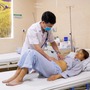 Người phụ nữ ở Phú Thọ bị suy gan cấp, nguy cơ lây cao, bác sĩ khuyến cáo có dấu hiệu này nhập viện ngay