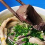 5 không khi ăn tiết lợn luộc