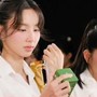 Hoa hậu Thùy Tiên 'đút túi' gần 7 tỷ đồng nhờ bán kẹo Kera