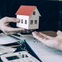 Cái kết đắng cho gã đàn ông khôn lỏi chuyển hết tài sản cho vợ khi ly hôn để quỵt nợ