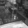 Đột nhập cửa hàng bánh kẹo, 2 tên trộm có hành động khiến nhiều người sốc nặng