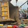 Cận cảnh hiện trường xe tải chở cát đâm loạt xe máy khiến 5 người thương vong