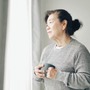 Nghỉ hưu rồi tôi vẫn làm giúp việc để chu cấp cho con trai, đến sinh nhật bà thông gia mới bừng tỉnh