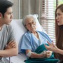 Chăm mẹ chồng nằm viện được 7 ngày, vợ tôi đã đòi thuê ô sin để trút gánh nặng