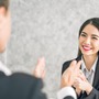 7 quy tắc đối nhân xử thế của người số EQ cao giúp họ 'làm chủ cuộc chơi'