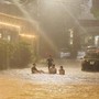 Hình ảnh Thái Nguyên ngập chìm trong biển nước, giao thông tê liệt