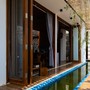 Nhà bên cạnh mương nước sẽ ảnh hưởng như thế nào đến vận khí và đời sống gia đình