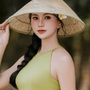 Người đẹp quê Quảng Ninh bất ngờ rủ con gái NSND Trần Nhượng thi Miss Grand Vietnam 2025