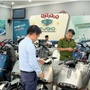 Hà Nội: Cửa hàng kinh doanh xe điện Trung Hiếu công khai kinh doanh số lượng lớn xe máy điện giả nhãn hiệu