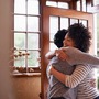 3 thứ mang đến nhà người khác: EQ thấp đến mức khó cứu