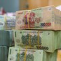 Xuất hiện ngân hàng có lãi suất tiết kiệm 7,7%: Gửi tiết kiệm 200 triệu đồng 12 tháng được bao nhiêu tiền lãi?