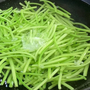 Đừng chỉ ăn củ, lá loại cây này quý như 'nhân sâm người nghèo', ở quê rất nhiều bỏ qua quá phí