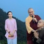 Vì sao ca sĩ Tuấn Hưng cạo trọc đầu?