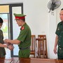 Mất mạng vì trêu vợ người khác