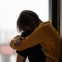 Chờ đợi 10 năm để ly hôn, chồng bất ngờ đem về tờ giấy khiến vợ rụng rời