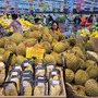 Hà Nội: Người dân ùn ùn thưởng thức buffet sầu riêng nhân dịp chào mừng 80 năm Quốc khánh, giá vé chưa đầy 300.000 đồng/người