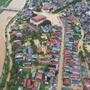 Thái Nguyên: Mưa lớn kéo dài, nhiều nơi ngập sâu trong "biển" nước