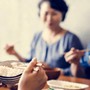 Con dâu cả thay đổi không ngờ khi nghe tin mẹ chồng bán đất ở quê