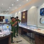Thông tin bất ngờ về quốc tịch nghi phạm cướp tiệm vàng PNJ tại Đà Nẵng