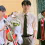 Đằng sau chiếc túi vải của bác sĩ nội trú Đại học Y Hà Nội chọn chuyên ngành “vào sinh ra tử”