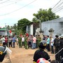 Vụ thảm án ở Đắk Lắk: Bé trai thoát chết nhờ trèo qua tường, trên người nhiều vết dao đâm