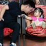 Con gái Hoa hậu Đỗ Mỹ Linh càng lớn càng đáng yêu, biểu cảm ngộ nghĩnh khiến người hâm mộ thích thú