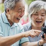 Về già, cha mẹ khôn ngoan thường giấu kín một điều: Ai hiểu sẽ sống an yên