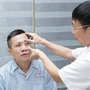 Người đàn ông 33 tuổi phải nhập viện sau khi chơi cầu lông