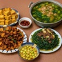 Bất ngờ trước 11 mâm cơm gia đình vừa ngon, vừa nhìn cực ấm cúng
