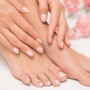 Bàn chân là 'lá phổi' thứ hai của con người: Bác sĩ khuyên đi khám ngay nếu có 6 dấu hiệu này