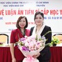 Hoa hậu Nguyễn Thị Huyền trở thành Tiến sĩ Báo chí ở tuổi 41