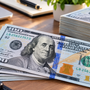 Tỷ giá USD hôm nay 17/10: Thị trường tự do bật tăng, có nên mua USD lúc này?