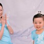 MC Quỳnh Chi và con gái 2 tuổi đáng yêu trong ngày Phụ nữ Việt Nam 20/10