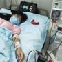Bé gái 12 tuổi phải chạy thận suốt đời, bác sĩ cảnh báo từ món ăn khoái khẩu