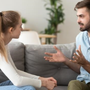 Lỗi giao tiếp trong hôn nhân khiến cuộc sống gia đình trở nên lạnh nhạt