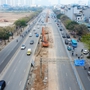 Hà Nội: Hiện trạng đường Võ Chí Công sau khi tháo dỡ dải phân cách để thi công kênh Thụy Phương