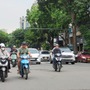 Hà Nội thí điểm cấm xe máy xăng theo giờ tại lõi Hoàn Kiếm: Người dân bớt lo, nhưng vẫn trăn trở