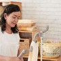 Dì giúp việc 'bốc hơi' cùng 1,3 tỷ vay vợ chồng tôi, 15 năm sau bà quay lại với món quà nghẹn ngào