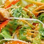 Cách làm salad ức gà đơn giản, thơm ngon, không ngán tại nhà cho ngày nắng nóng