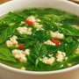 Loại lá nhiều gia đình trồng ở ban công, chế biến thành món ngon tốt cho xương khớp tuổi trung niên