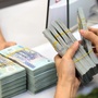 Lãi suất ngân hàng biến động: Bất ngờ số tiền về tay khi gửi tiết kiệm 100 triệu đồng ở Agribank