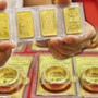Giá vàng hôm nay 17/5: Vàng SJC, vàng nhẫn Bảo Tín Minh Châu, Phú Quý, Bảo Tín Mạnh Hải, Doji còn bao nhiêu?