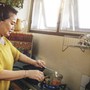 Lương hưu chỉ 5 triệu đồng/tháng, cụ bà vẫn sống viên mãn nhờ 3 điều đơn giản