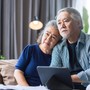 3 điều cha mẹ thường giấu kín khi về già: Đọc đến đâu nhói lòng đến đó