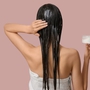'Càng gội càng nhiều gàu': Sự thật ngỡ ngàng đằng sau mái tóc lúc nào cũng ngứa